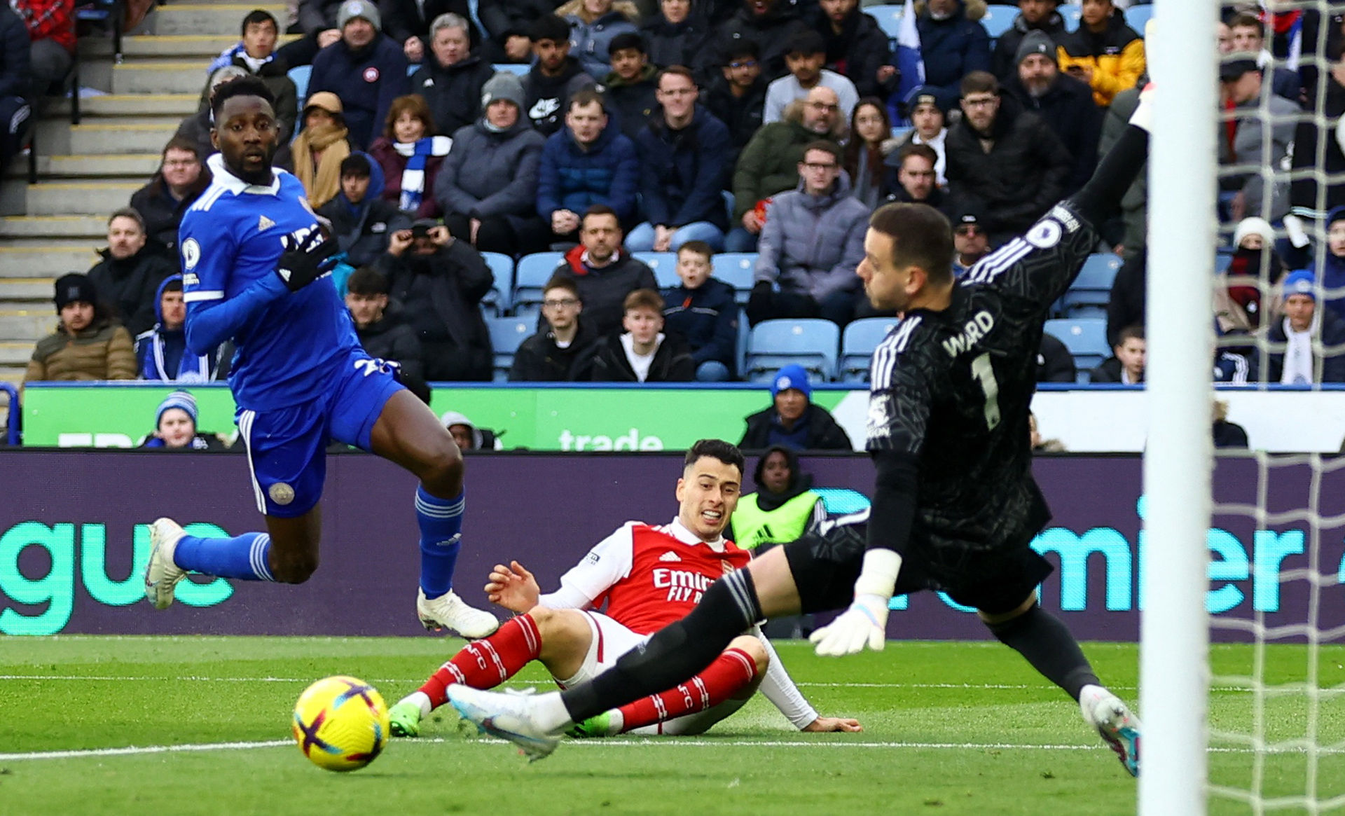 待他们继续 待他们继续